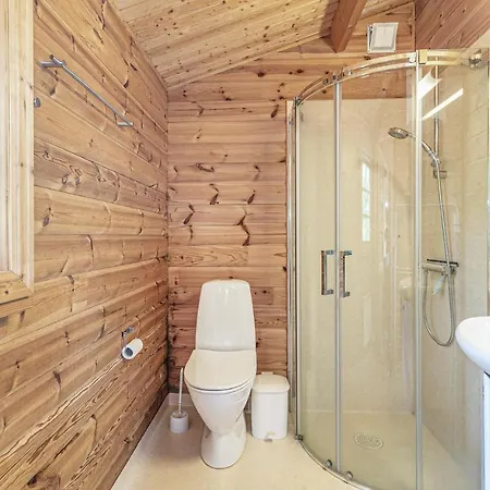 Stunning In Aakirkeby W/ 1 Bedrooms